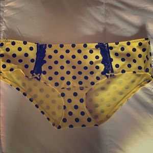 Black and yellow cheeky panty